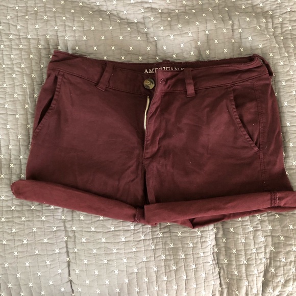 American eagle size 6 shorts burgundy color - Picture 1 of 5